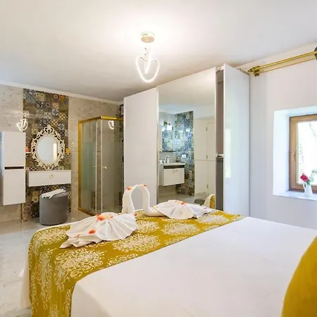 Arim Villa *